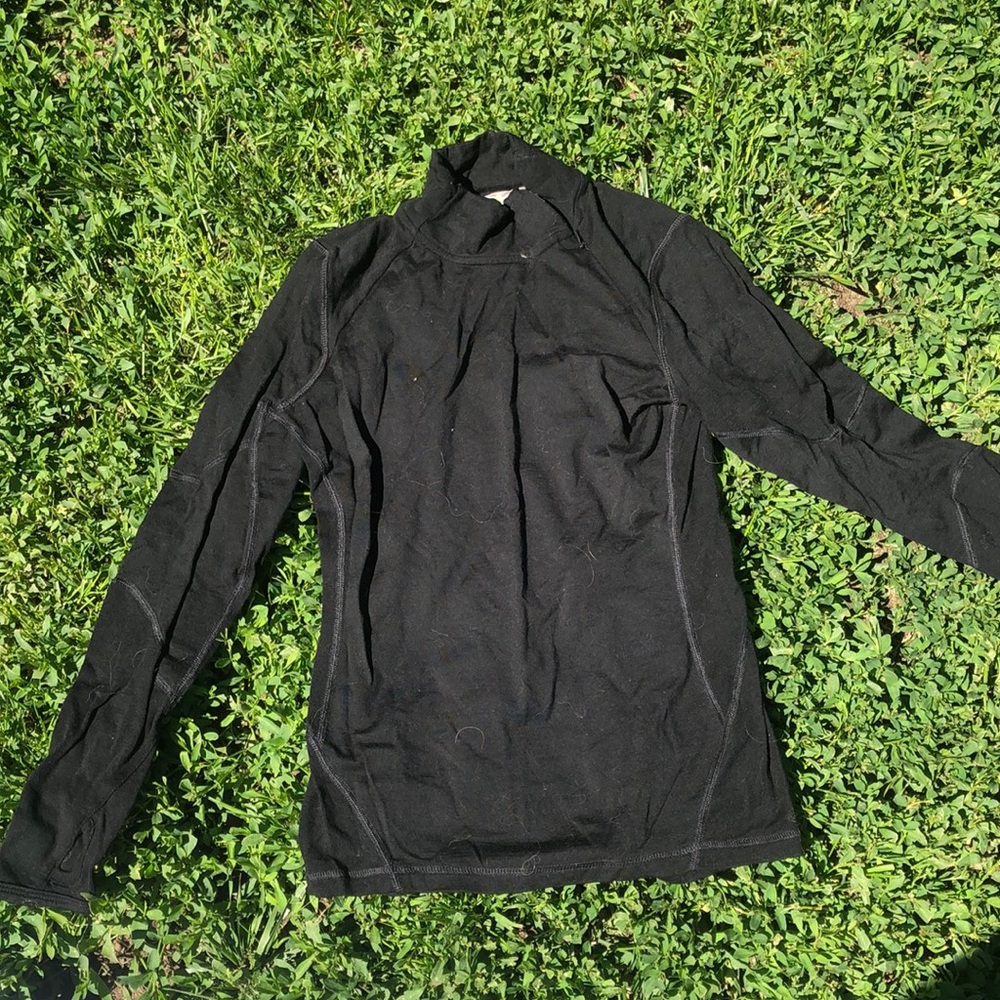 Smart wool medium base layer